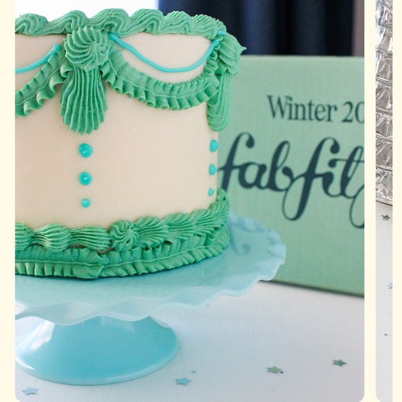 Susiecakes Cake Stand - Picture 4 of 8